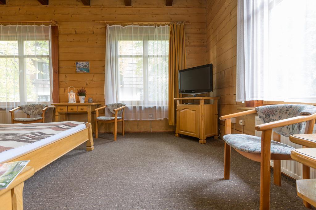 Hotel Lipowy Dwor Zakopane Exterior foto