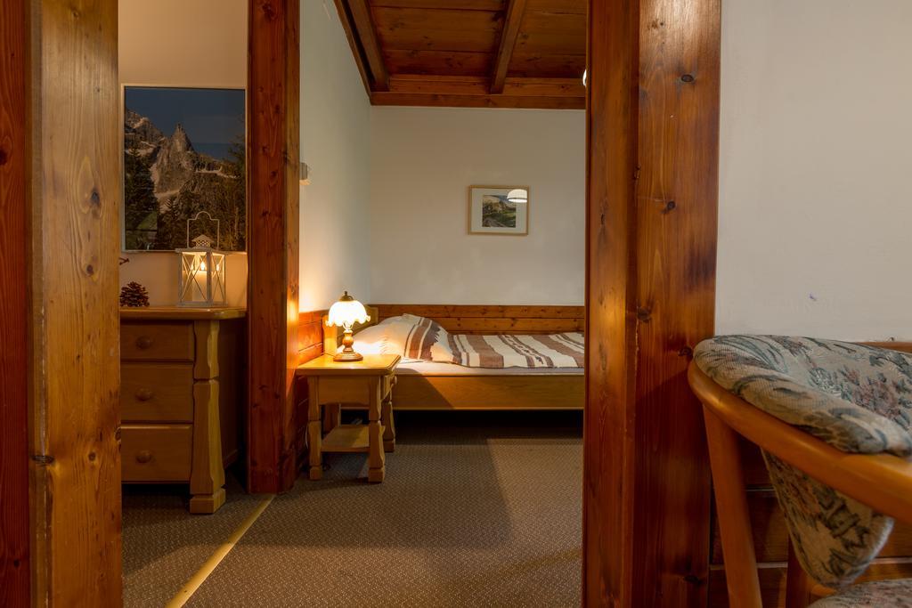 Hotel Lipowy Dwor Zakopane Exterior foto